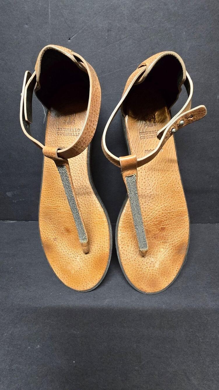 Brunello Cucinelli Shoes Womens Size 8 Brown Leather Thong Sandals Beaded